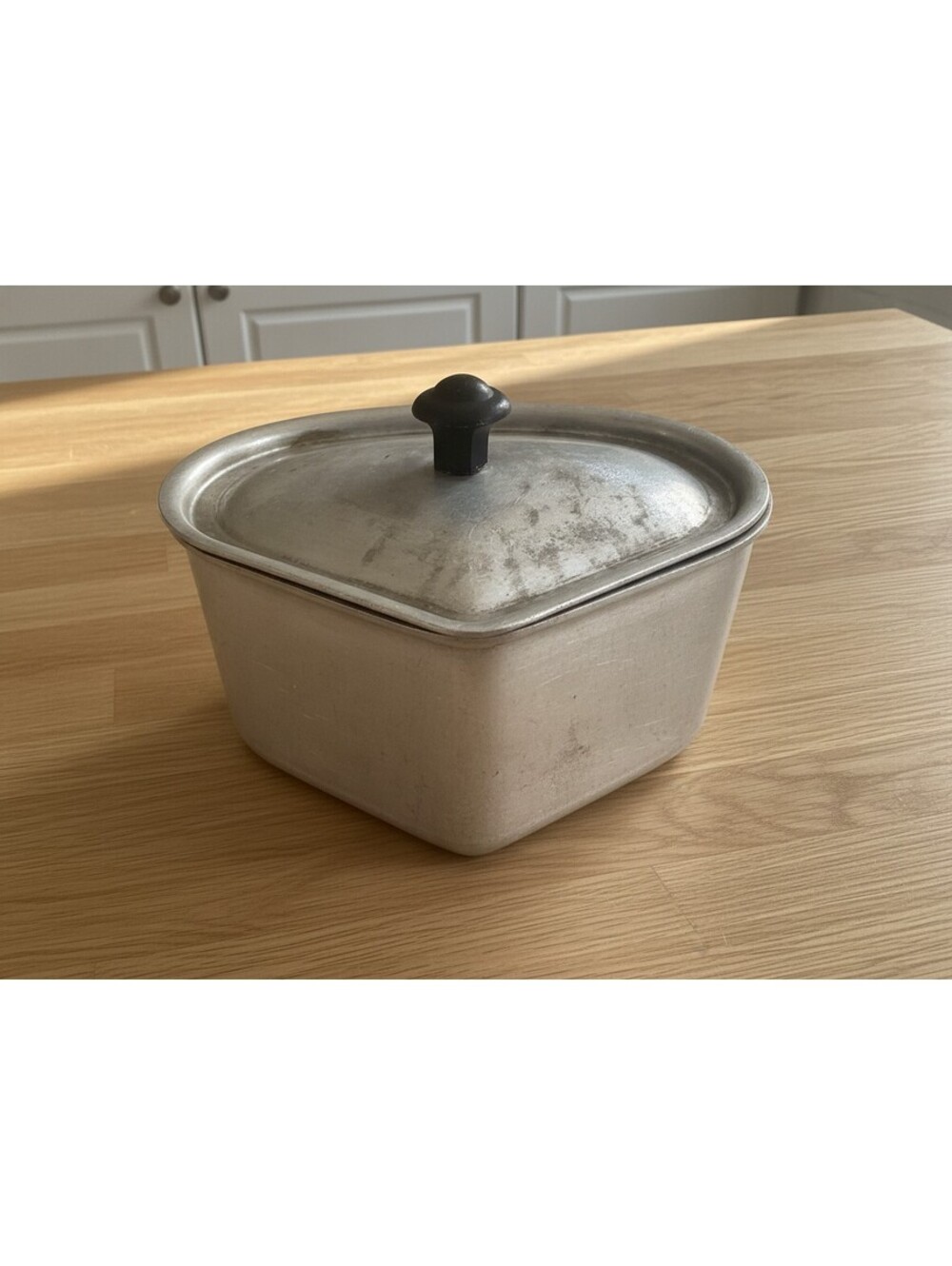 Vintage Wear-Ever No. 2256 Aluminum Triangular Pot with Lid – Made in USA